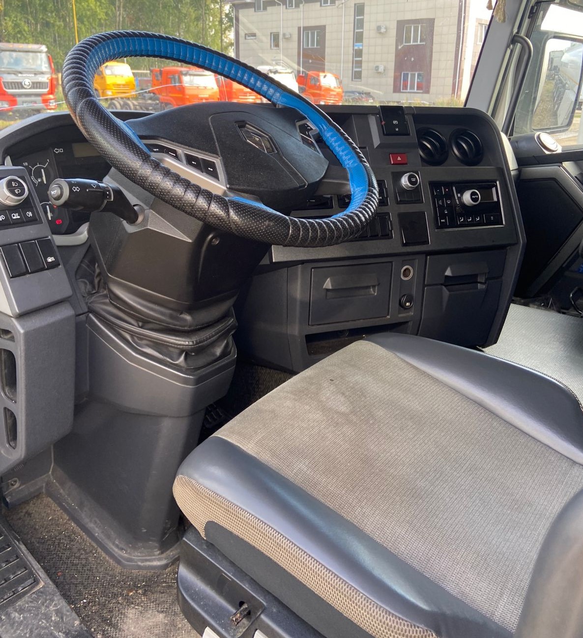 Renault T 4x2 Седельный тягач 2018 г. - фото 7