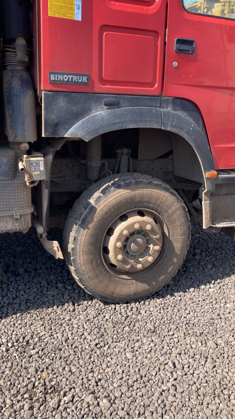 Howo ZZ* 6x4 Самосвал 2022 г. - фото 9