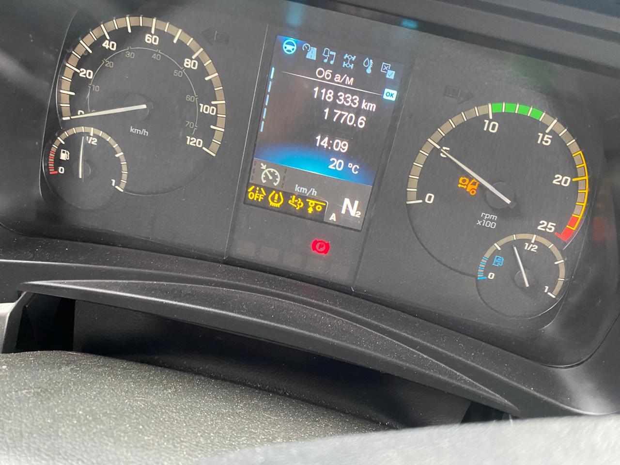 Mercedes-Benz Actros 6x4 Седельный тягач 2022 г. - фото 16