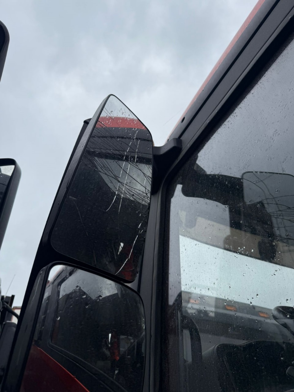 Shacman (Shaanxi) SX* 8x4 Самосвал 2024 г. - фото 14