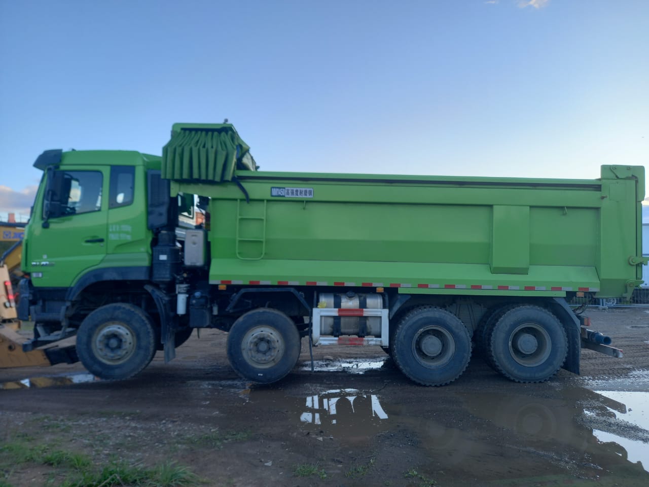 DongFeng EQ* 8x4 Самосвал 2023 г. - фото 2