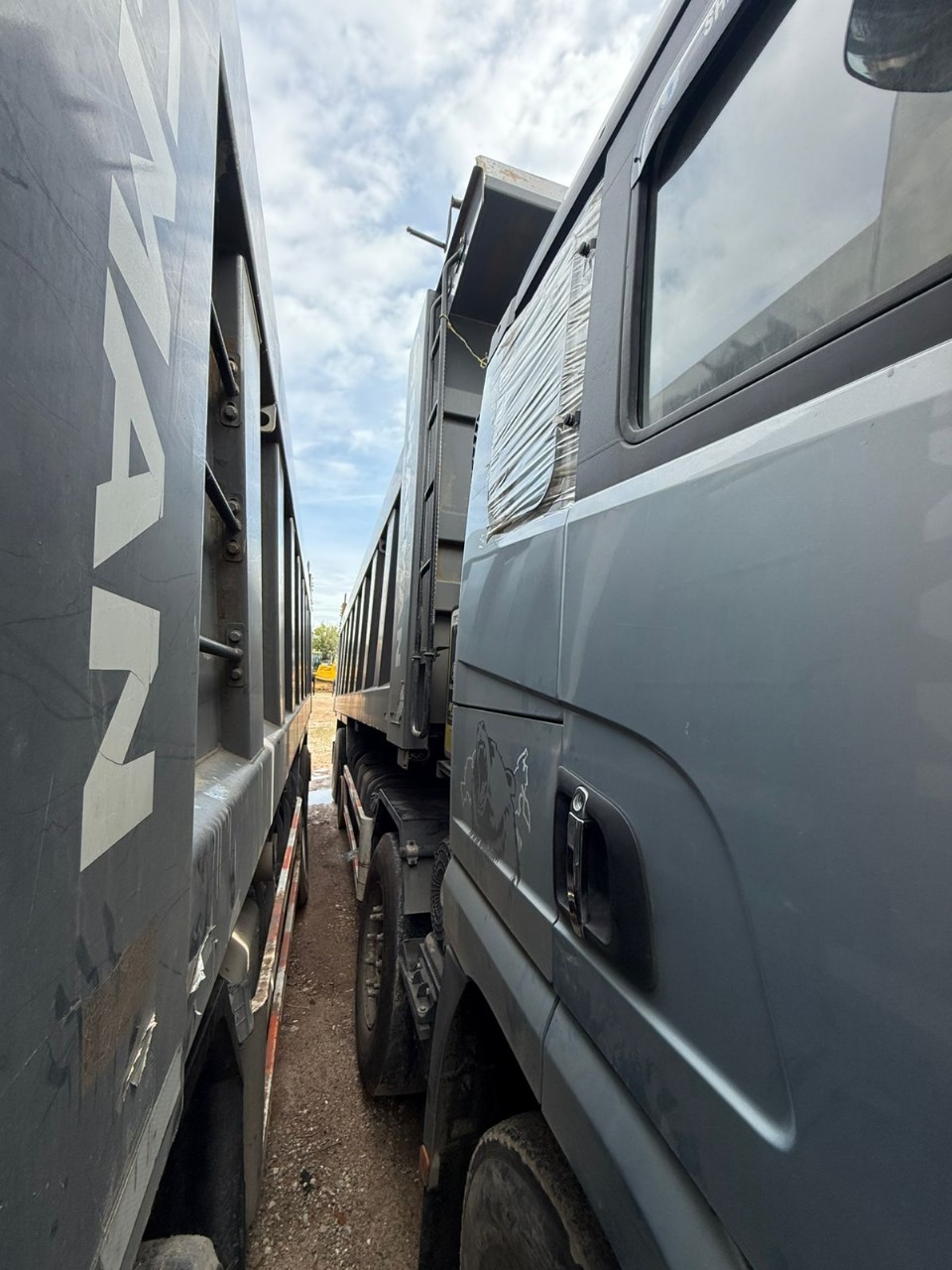 Shacman (Shaanxi) SX* 8x4 Самосвал 2024 г. - фото 3