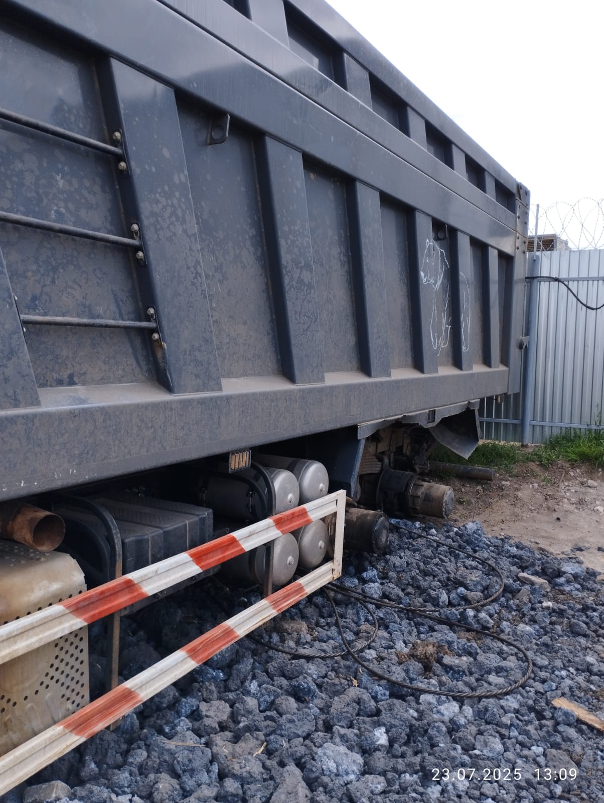 Shacman (Shaanxi) SX* 8x4 Самосвал 2023 г. - фото 8