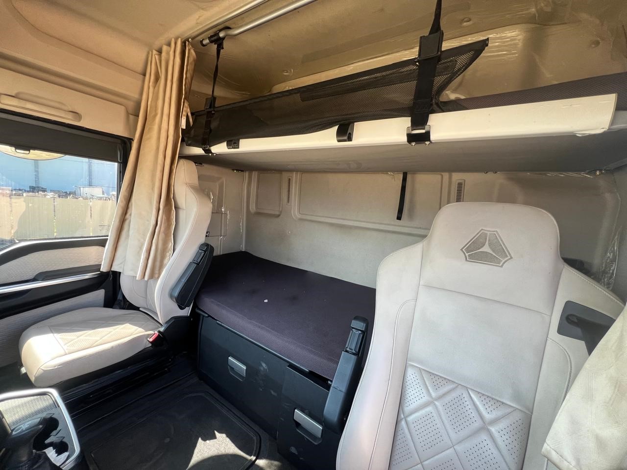 SITRAK C7H 4x2 Седельный тягач 2023 г. - фото 11