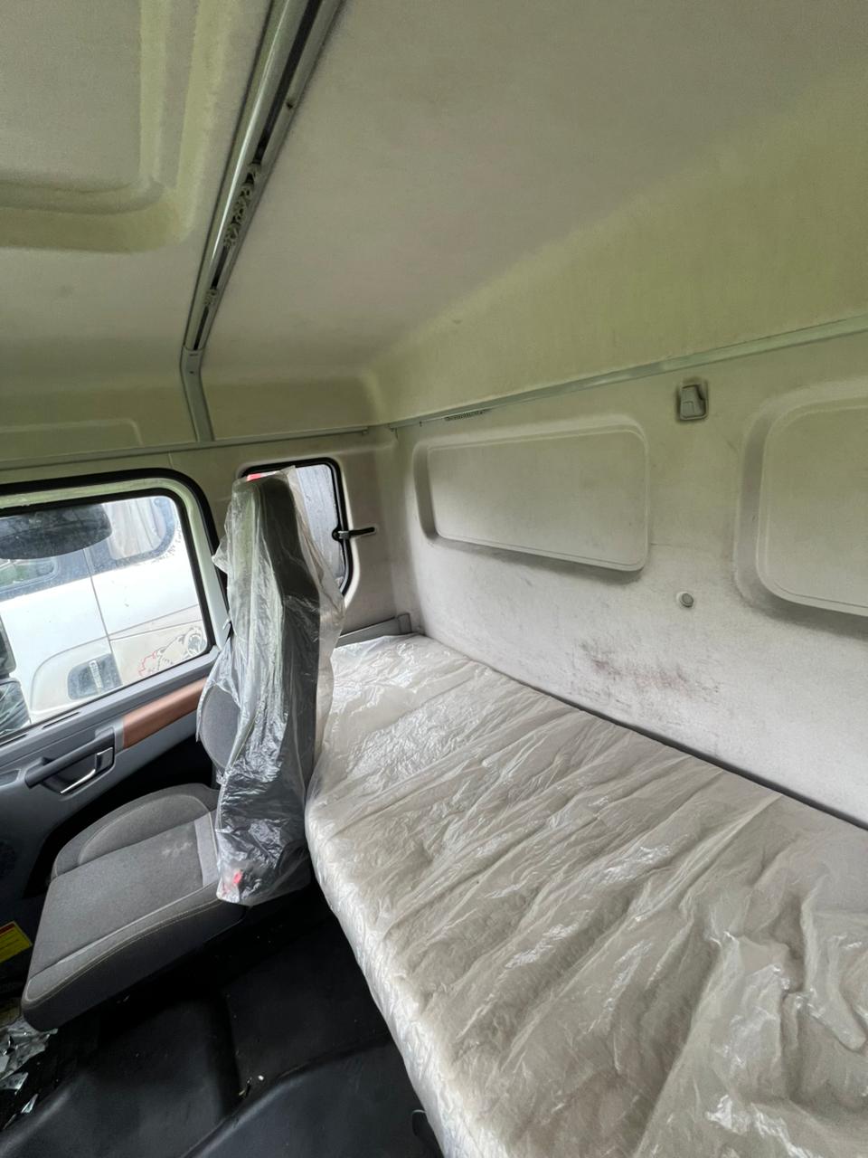 Shacman (Shaanxi) SX* 8x4 Самосвал 2024 г. - фото 11