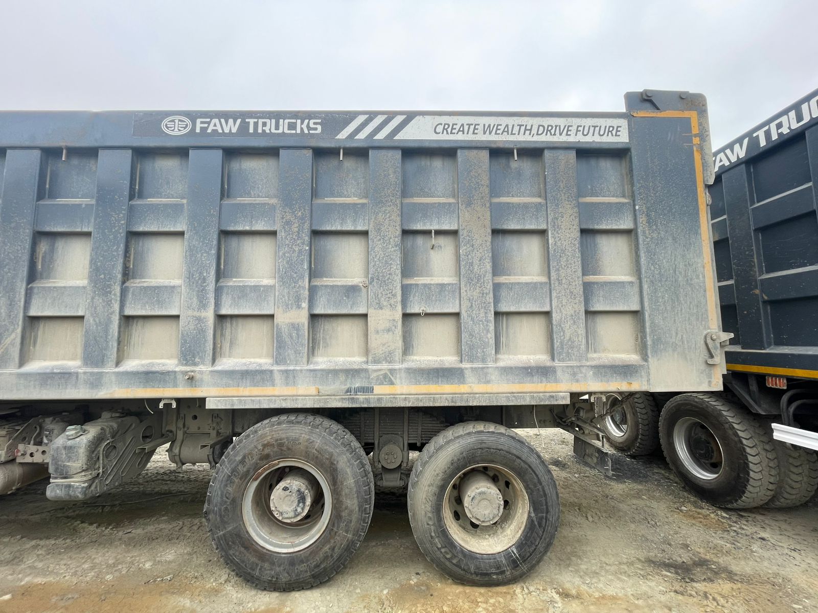 FAW J6 8x4 Самосвал 2023 г. - фото 10