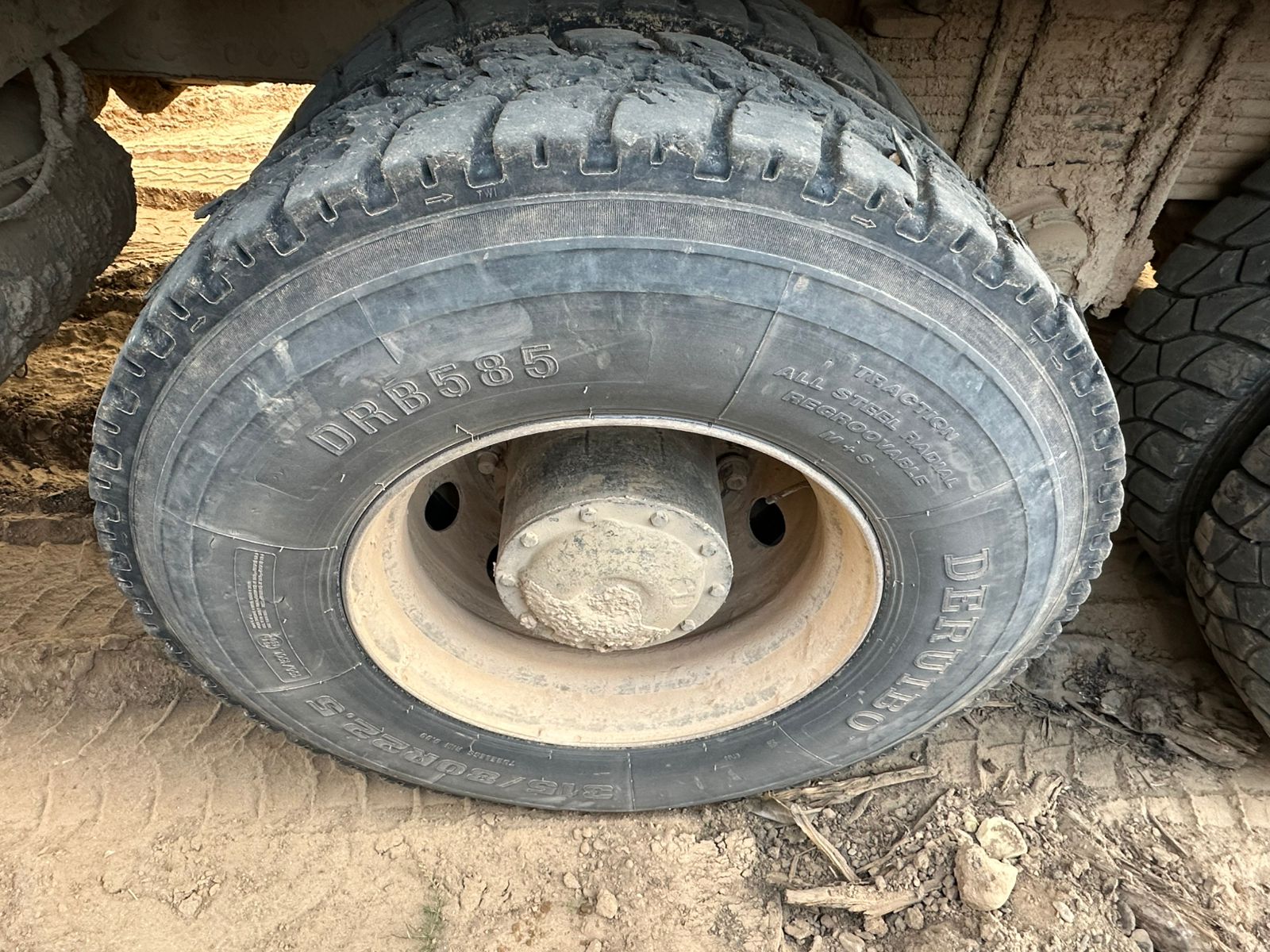 Shacman (Shaanxi) SX* 8x4 Самосвал 2023 г. - фото 9