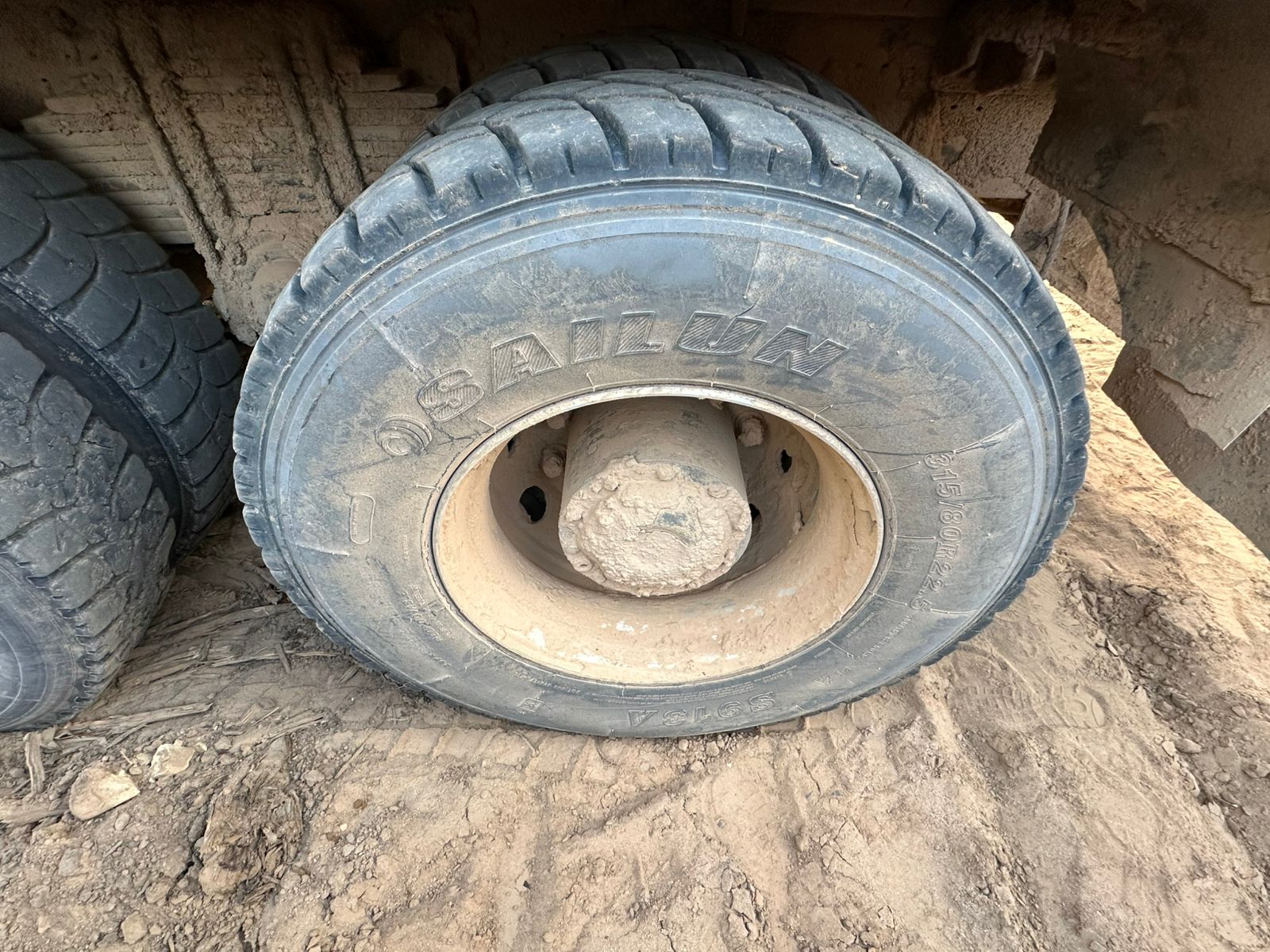 Shacman (Shaanxi) SX* 8x4 Самосвал 2023 г. - фото 10