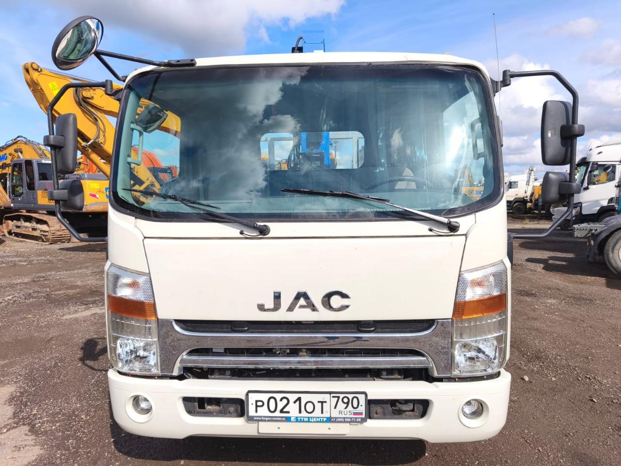 АВТОМОБИЛЬНЫЙ ЗАВОД ГЕФ 6046* на шасси JAC N90 Бортовой с КМУ 2022 г.