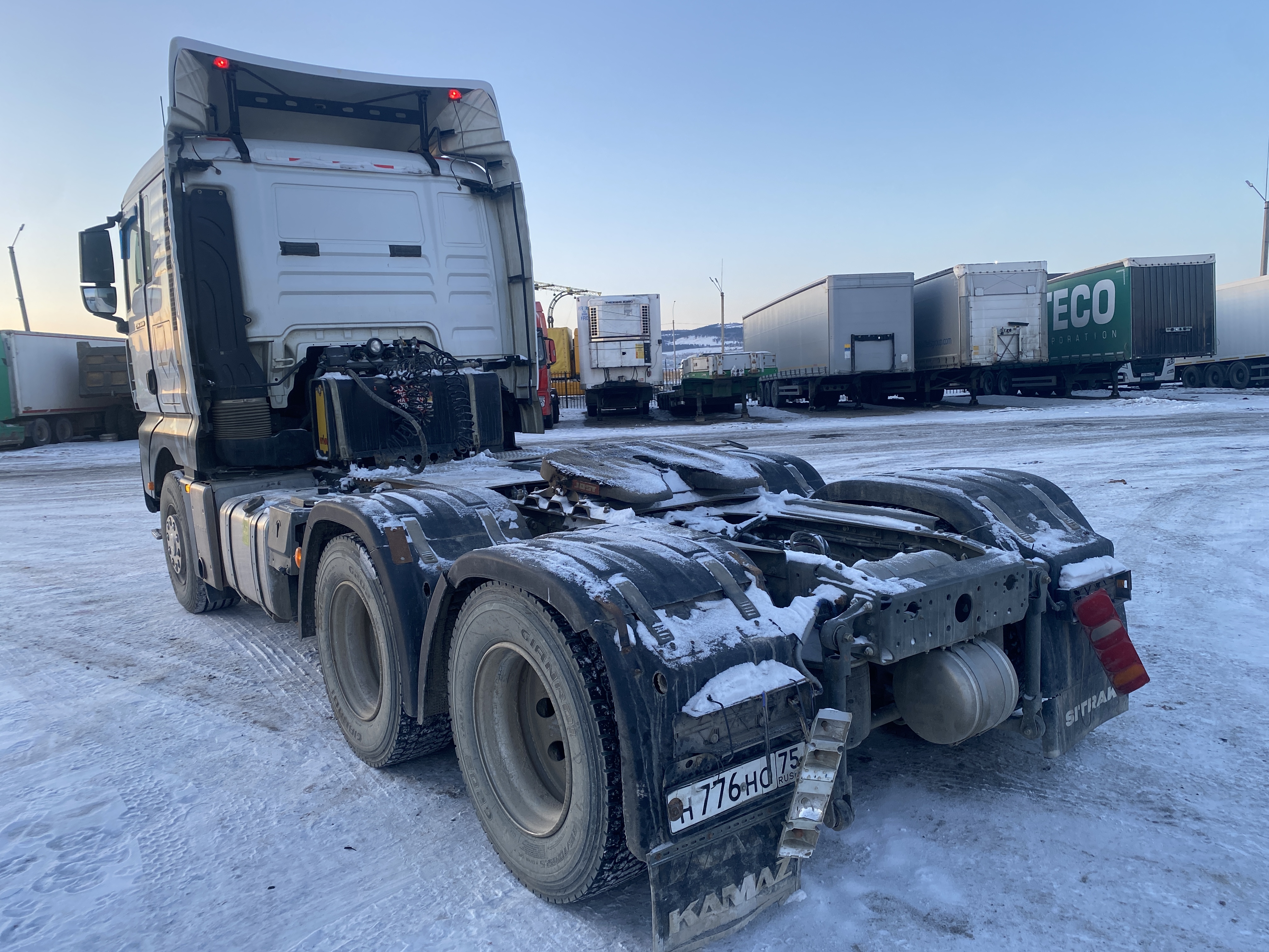 SITRAK C7H 6x4 Седельный тягач 2022 г. - фото 5