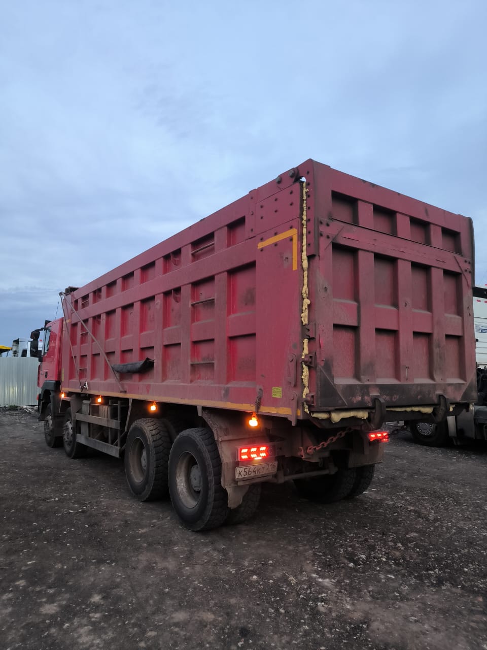 HONGYAN 908 8x4 Самосвал 2022 г. - фото 7