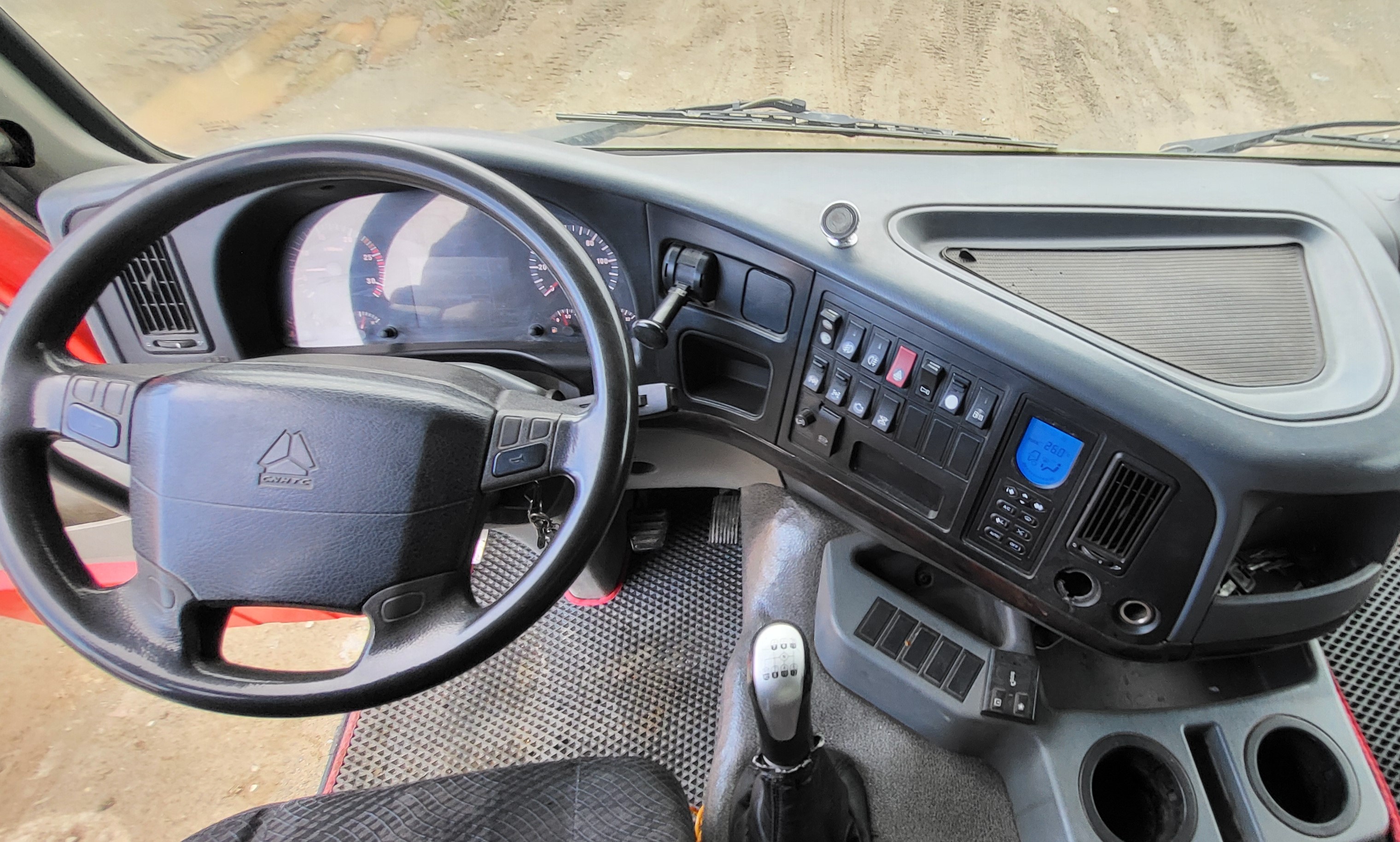 Howo ZZ* 6x4 Самосвал 2021 г. - фото 12