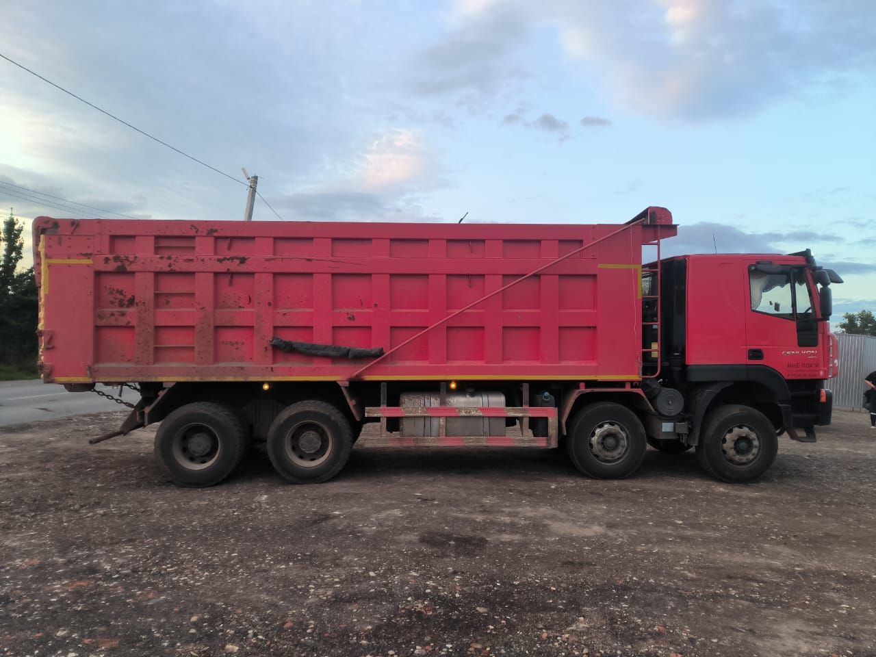 HONGYAN 908 8x4 Самосвал 2022 г. - фото 5