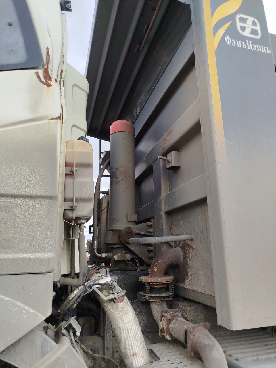 FAW J6 6x6 Самосвал 2023 г. - фото 16