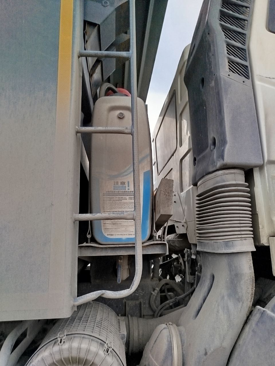 FAW J6 6x6 Самосвал 2023 г. - фото 17