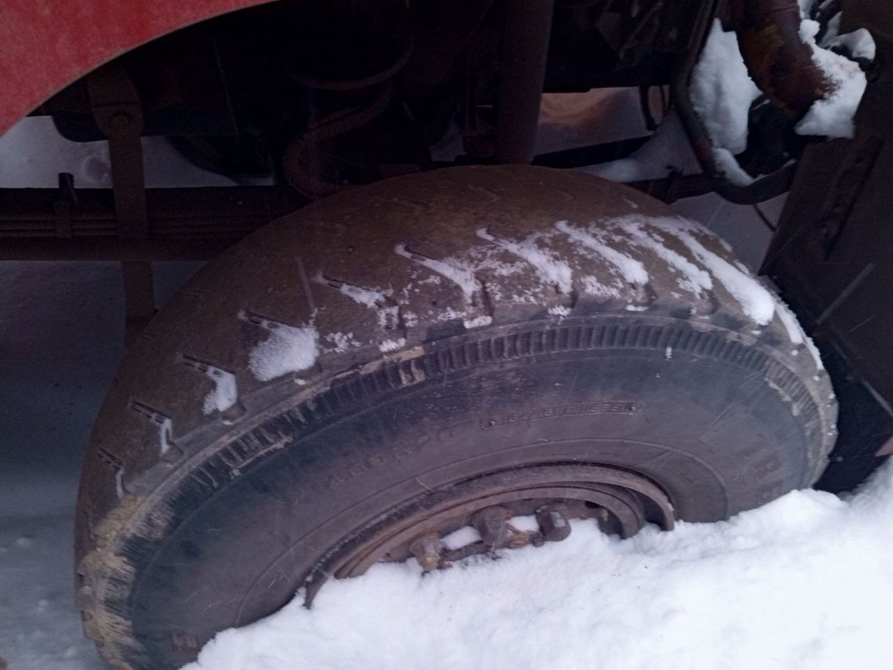 Shacman (Shaanxi) SX* 6x6 Седельный тягач 2023 г. - фото 2