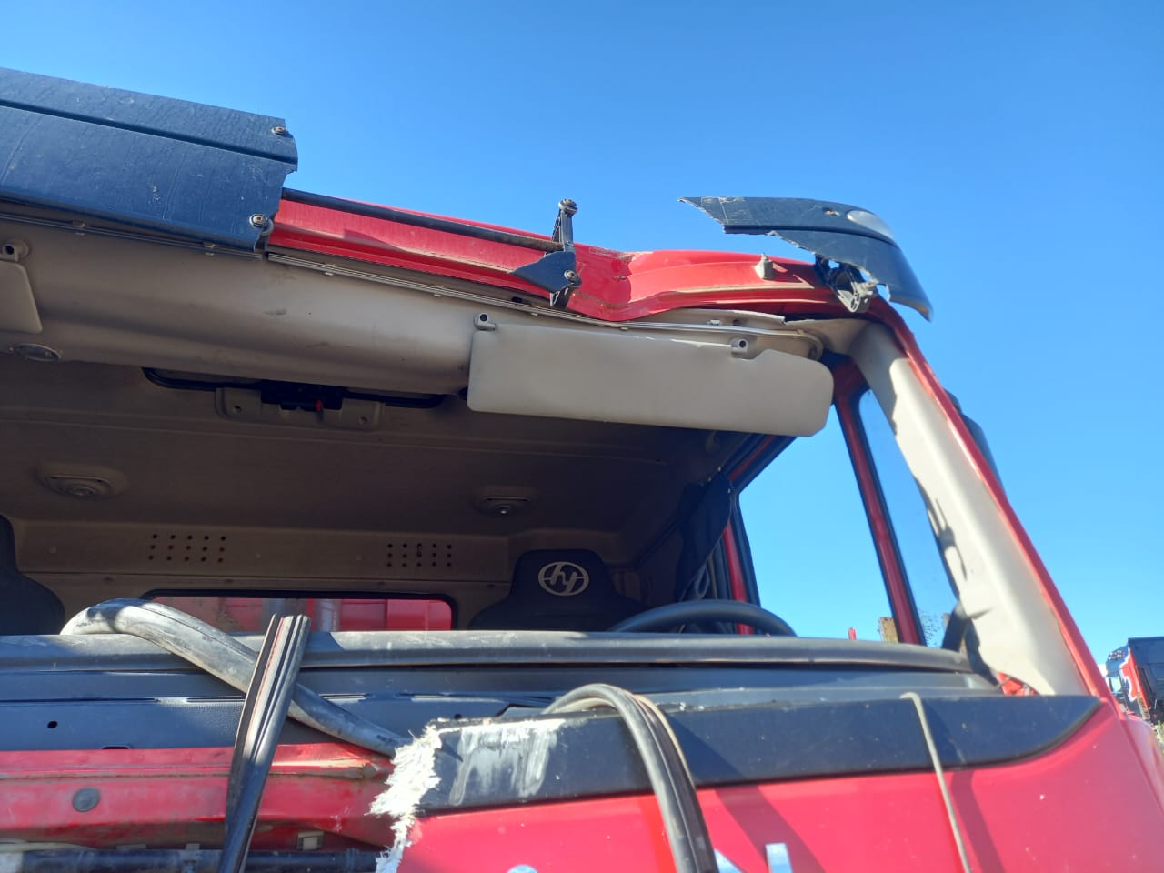 HONGYAN 908 8x4 Самосвал 2023 г. - фото 15