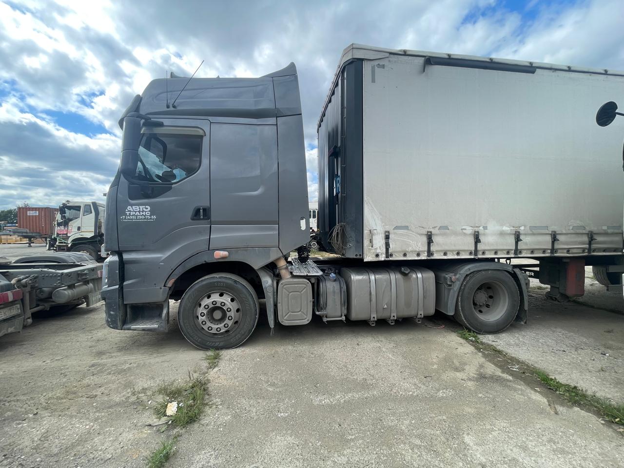 CHENGLONG H7 4x2 Седельный тягач 2024 г. - фото 4