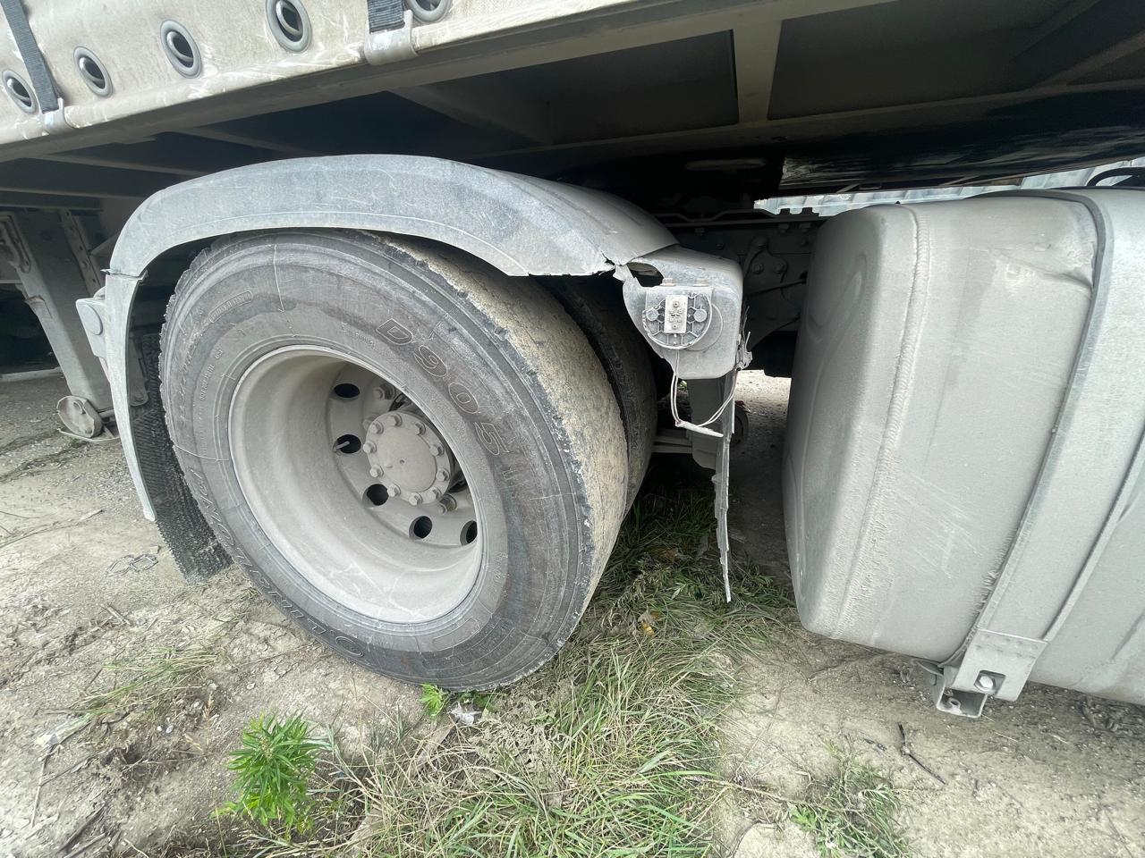 CHENGLONG H7 4x2 Седельный тягач 2024 г. - фото 9