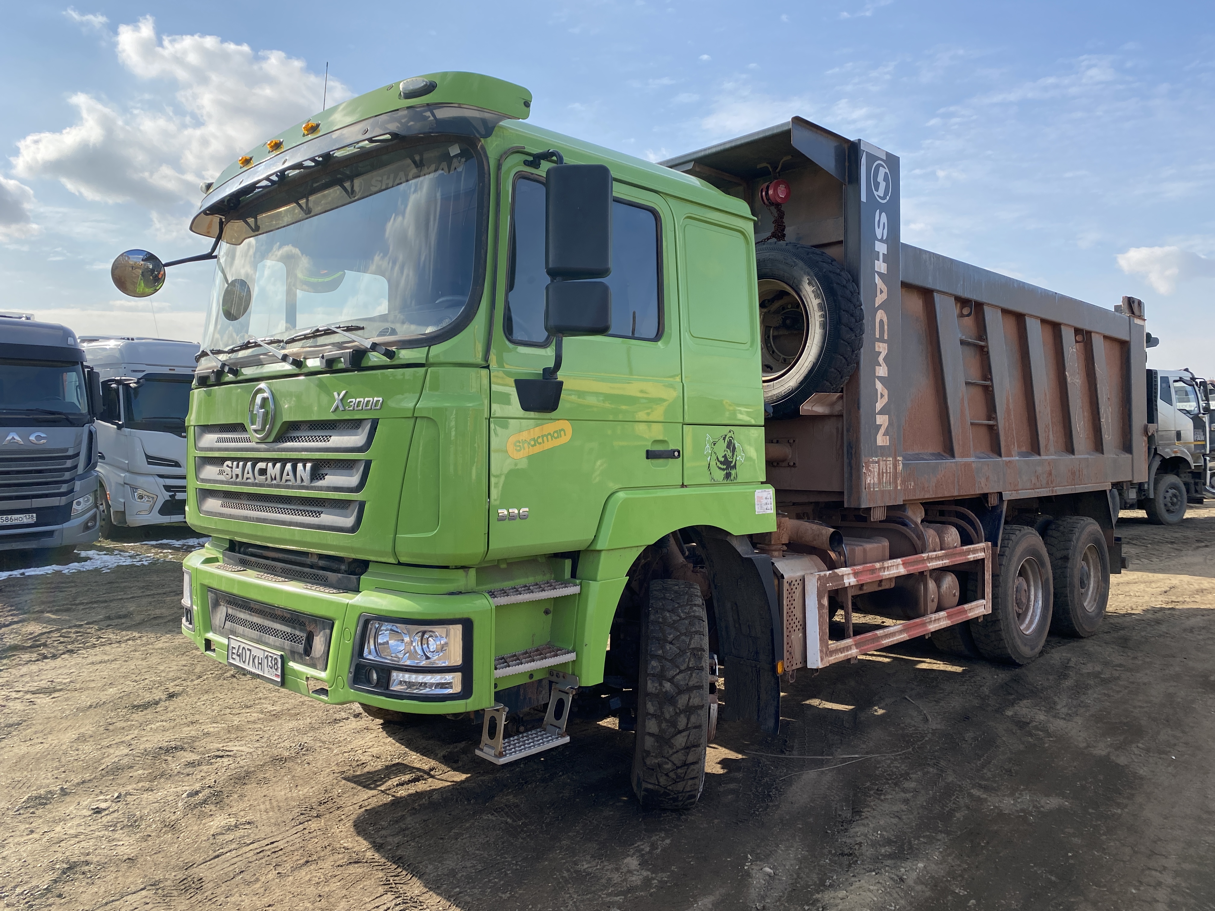 Shacman (Shaanxi) SX* 6x4 Седельный тягач 2023 г. - фото 3