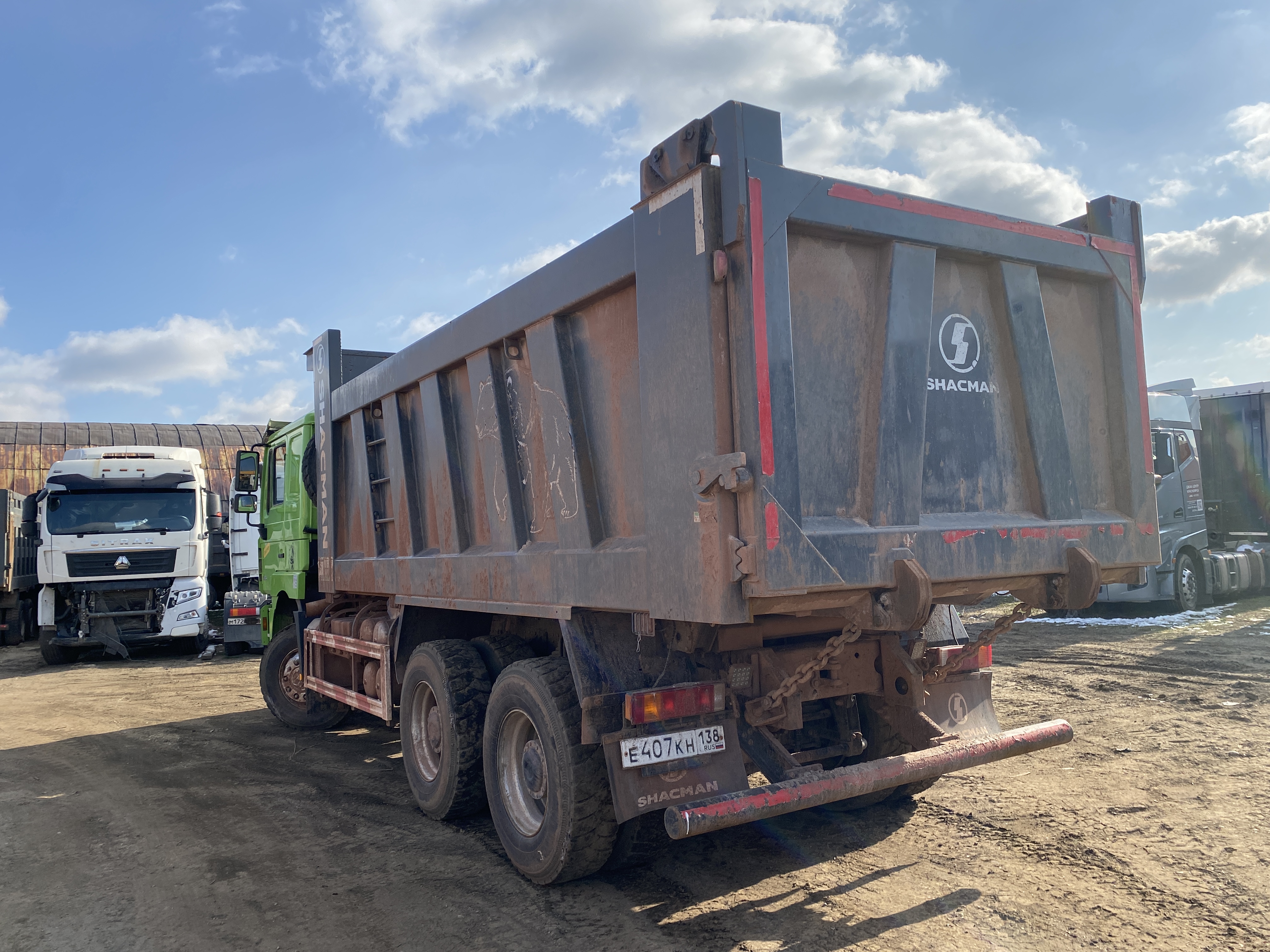 Shacman (Shaanxi) SX* 6x4 Седельный тягач 2023 г. - фото 7