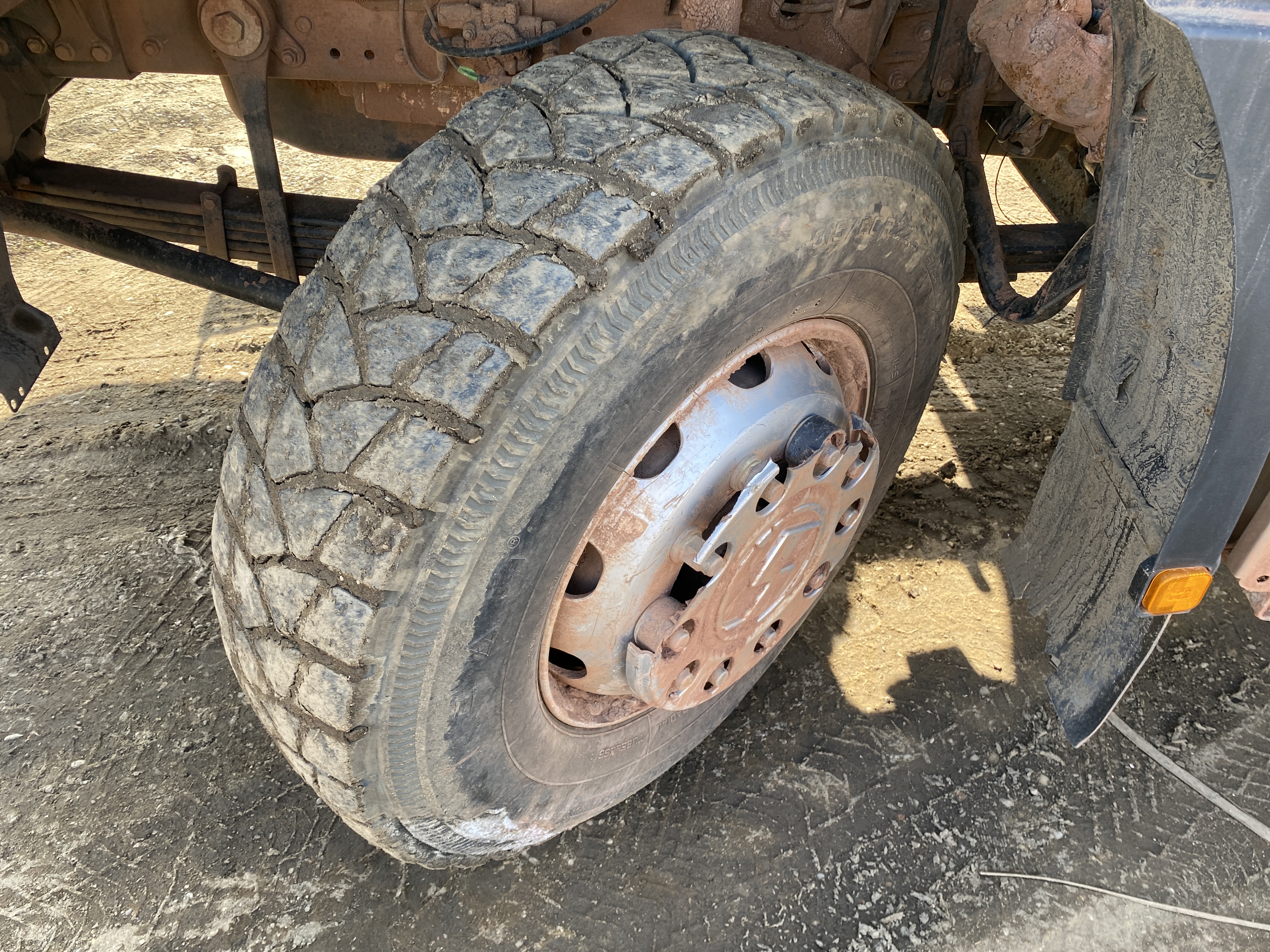 Shacman (Shaanxi) SX* 6x4 Седельный тягач 2023 г. - фото 17