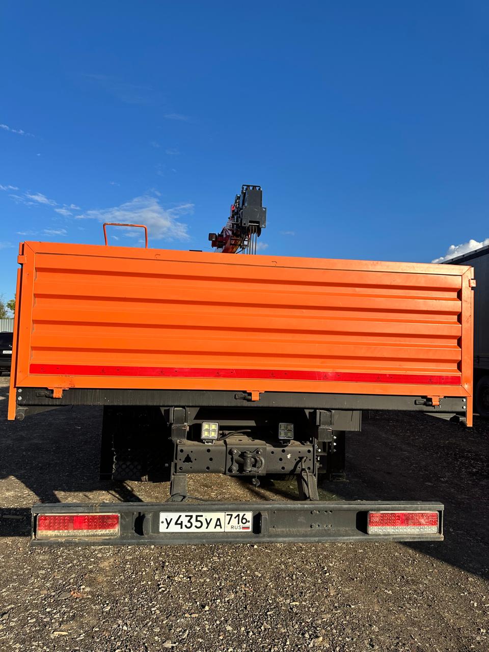 КамАЗ 65115 6x4 Бортовой с КМУ 2024 г. - фото 6