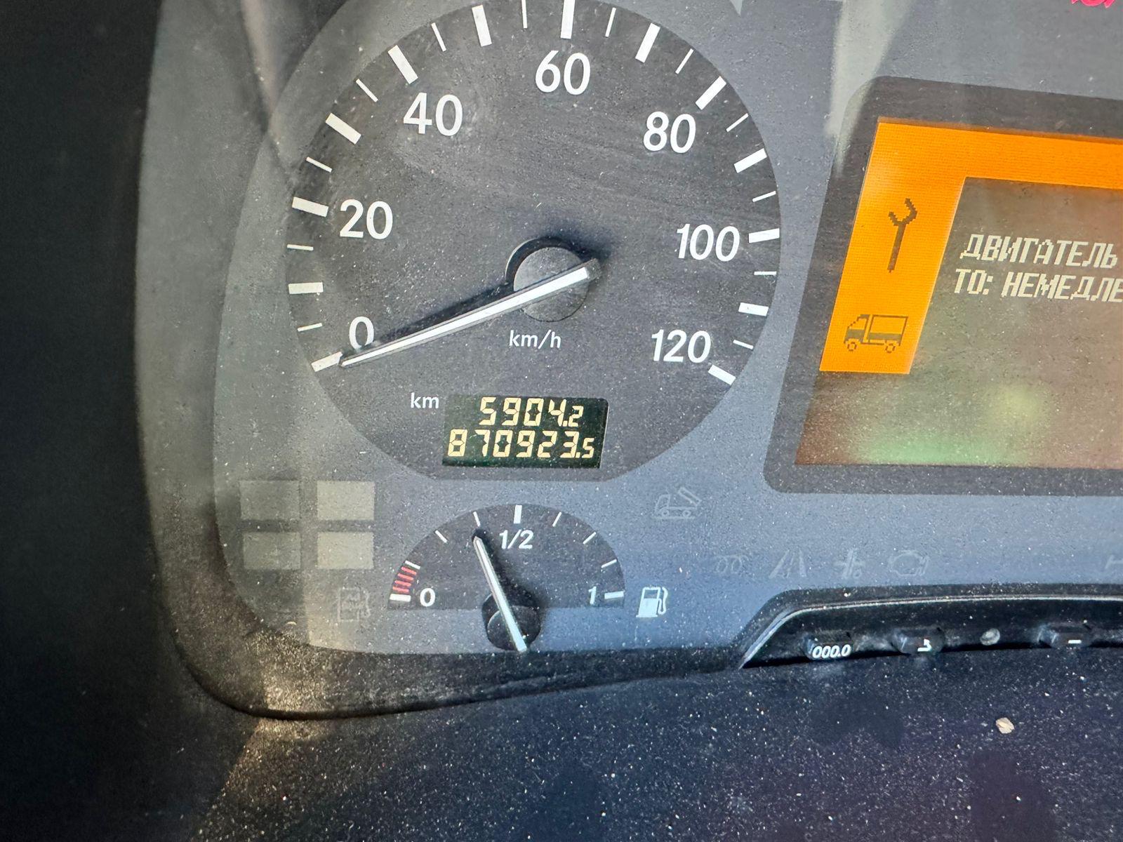 Mercedes-Benz ACTROS 4x2 Седельный тягач 2017 г. - фото 11