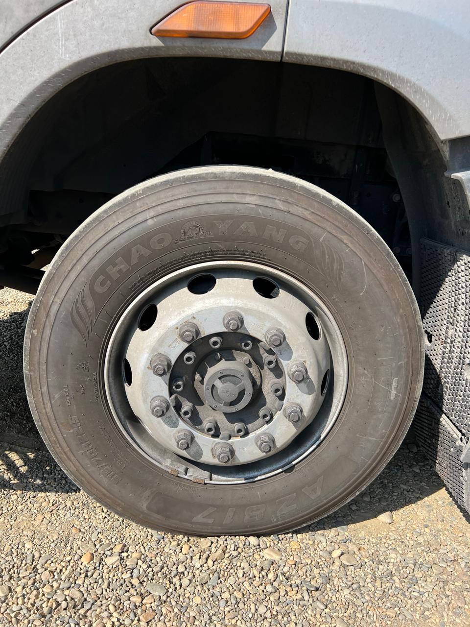 FAW J7 4x2 Седельный тягач 2023 г. - фото 14