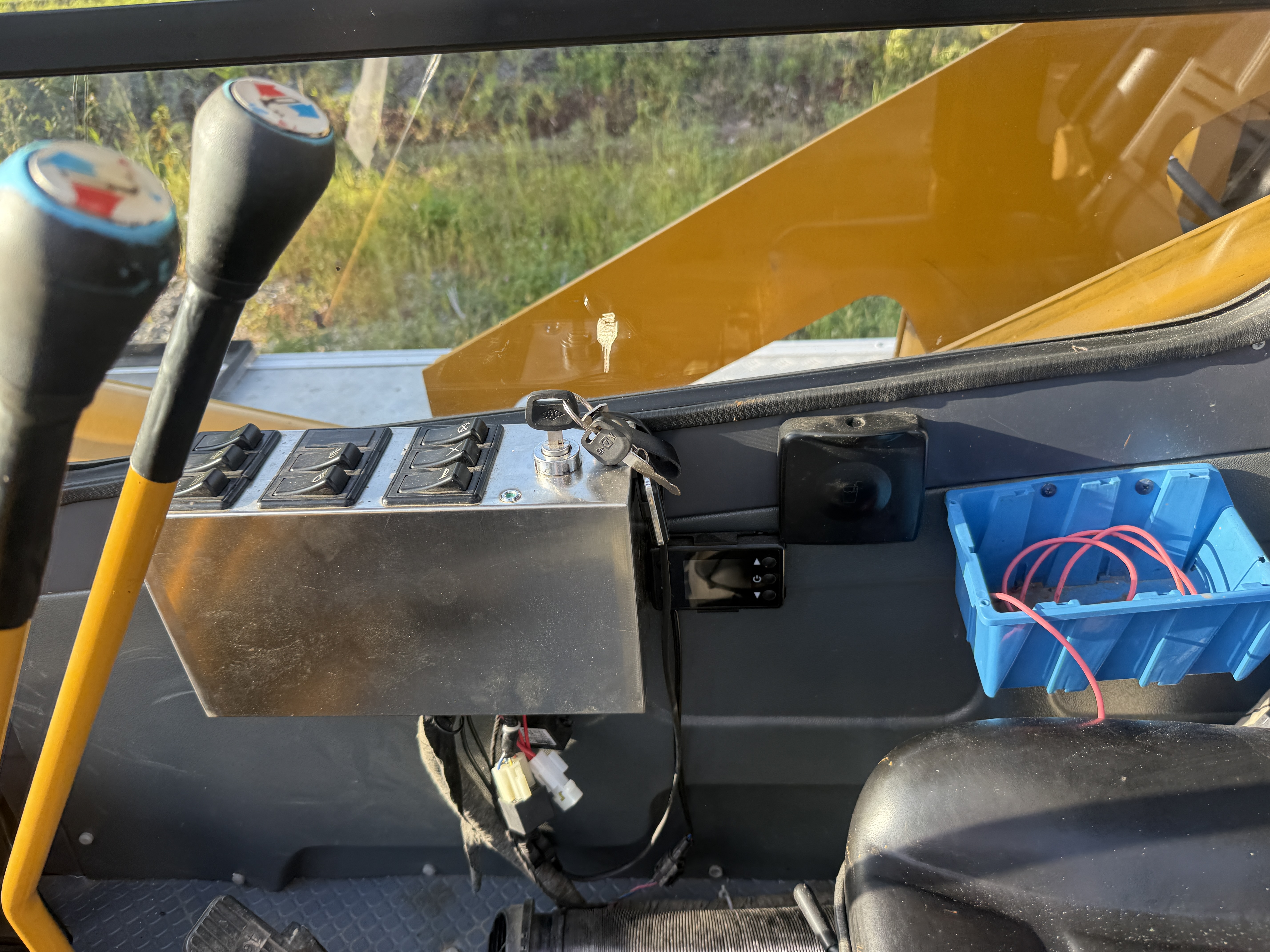 XJCM QY12F 4x2 Автокран 2023 г. - фото 16