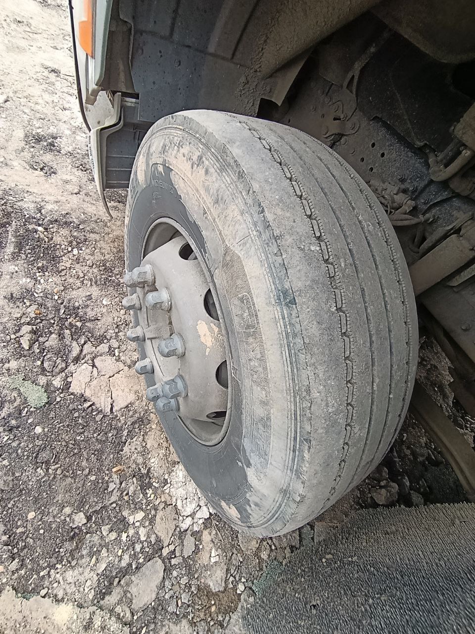 Shacman (Shaanxi) SX* 4x2 Седельный тягач 2023 г. - фото 14