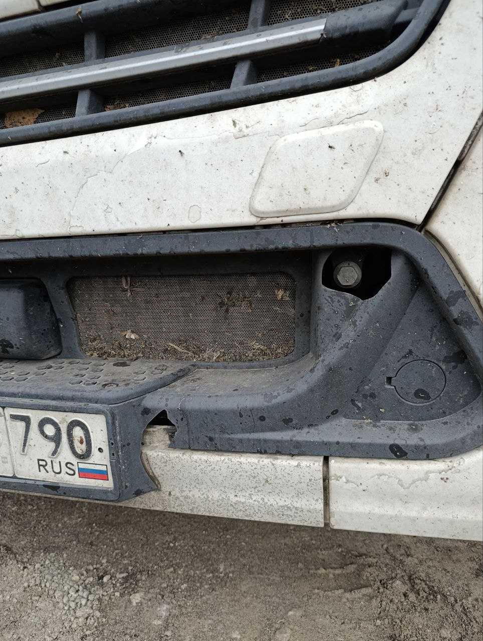 Shacman (Shaanxi) SX* 4x2 Седельный тягач 2023 г. - фото 20