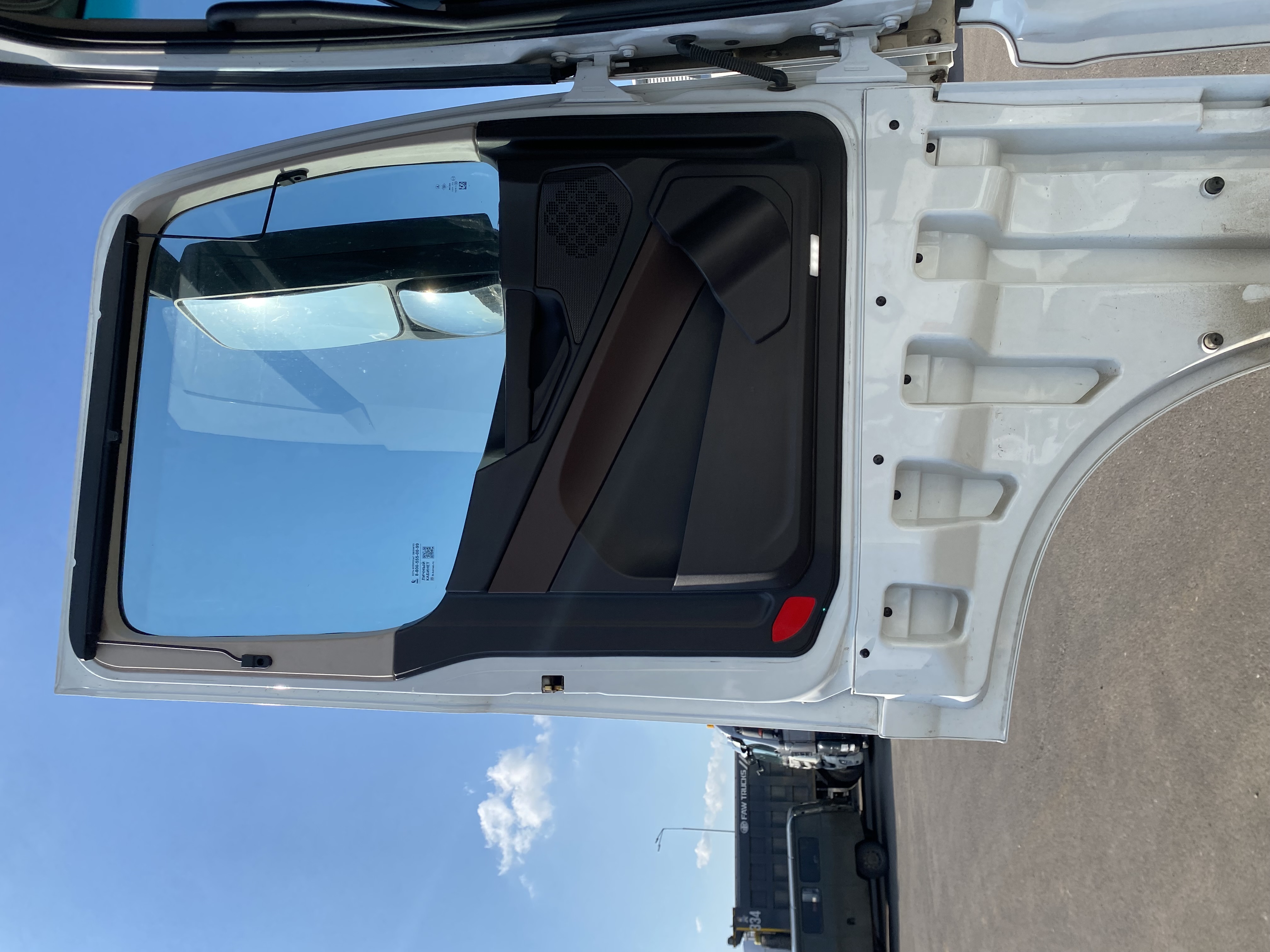 КамАЗ 54901 4x2 Седельный тягач 2023 г. - фото 6