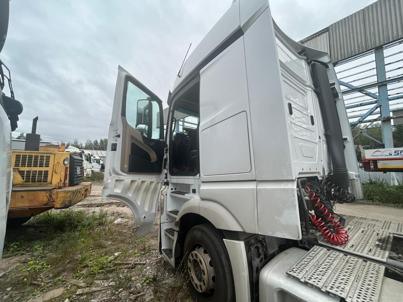 Mercedes-Benz ACTROS 4x2 Седельный тягач 2018 г. - фото 9