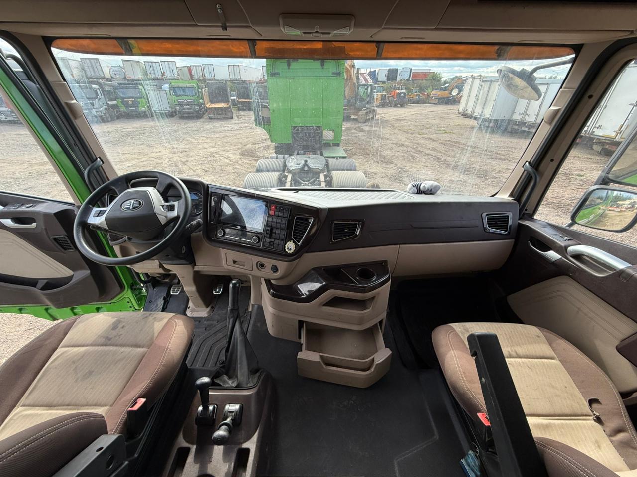 FAW JH6 6x4 Седельный тягач 2023 г. - фото 7