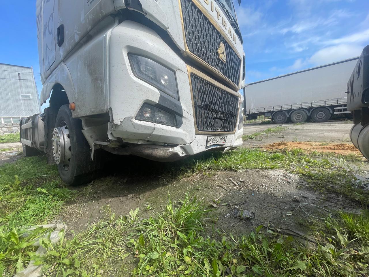 SITRAK C7H 4x2 Седельный тягач 2023 г. - фото 13