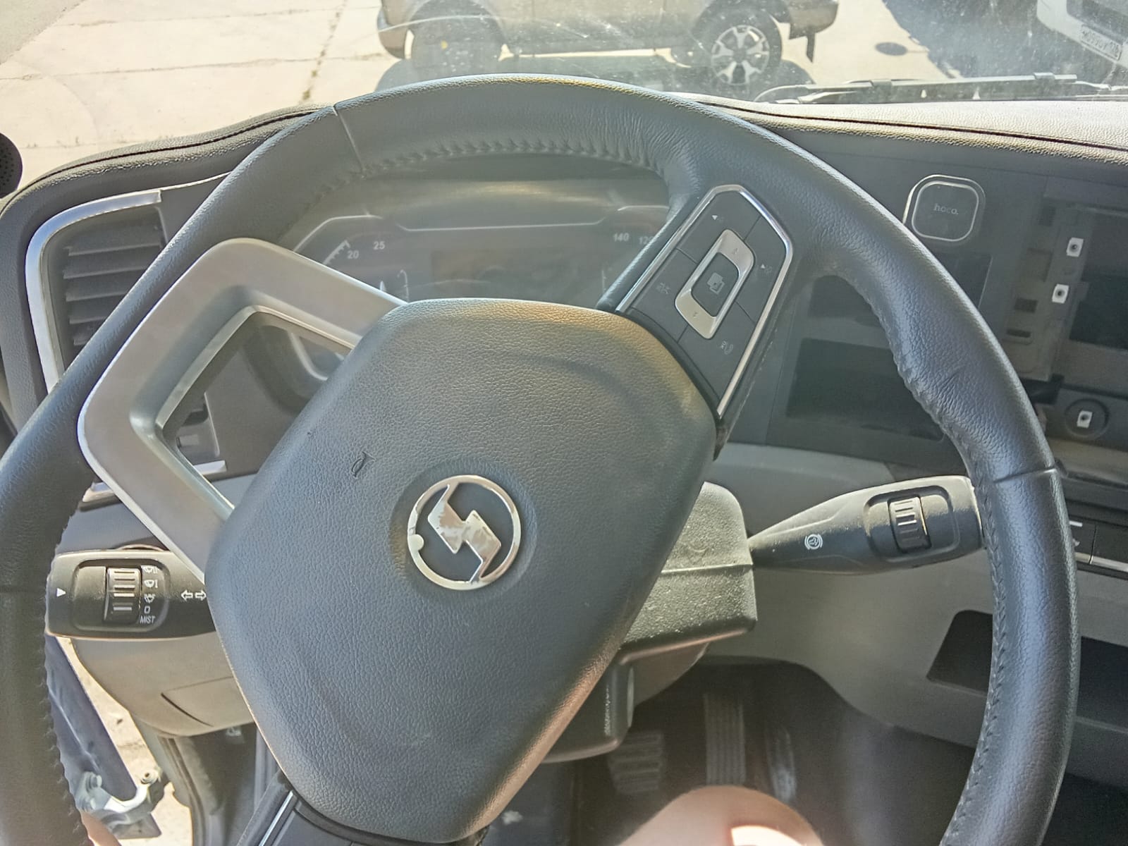 Shacman (Shaanxi) SX* 6x4 Автобетоносмеситель 2023 г. - фото 12