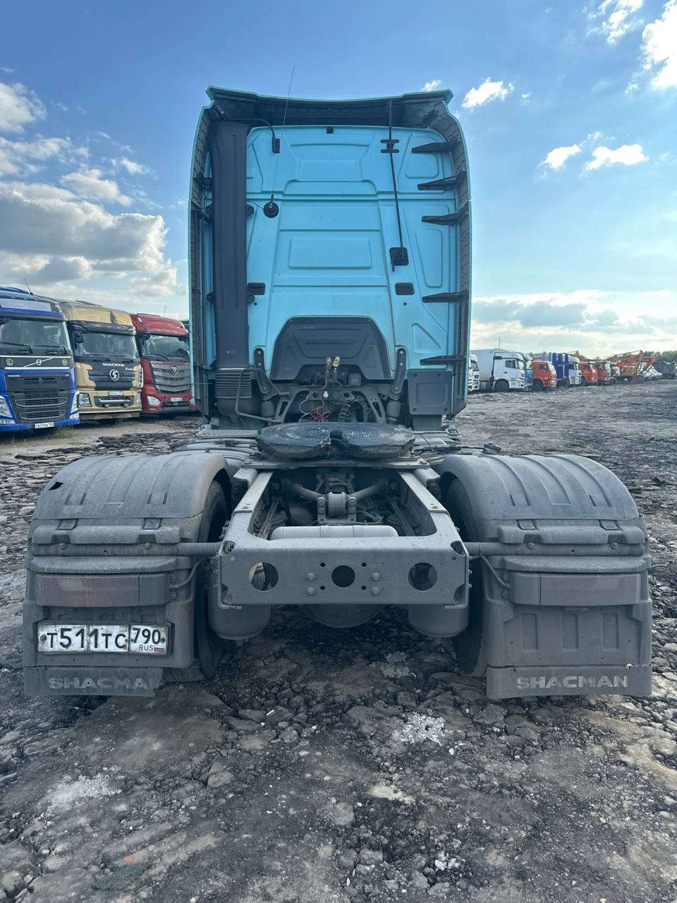Shacman (Shaanxi) SX* 4x2 Седельный тягач 2023 г. - фото 6