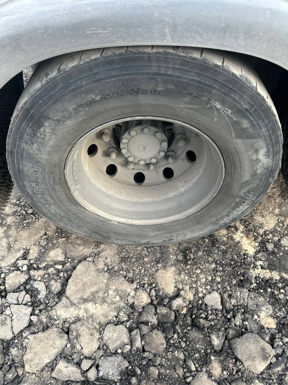 Shacman (Shaanxi) SX* 4x2 Седельный тягач 2023 г. - фото 13