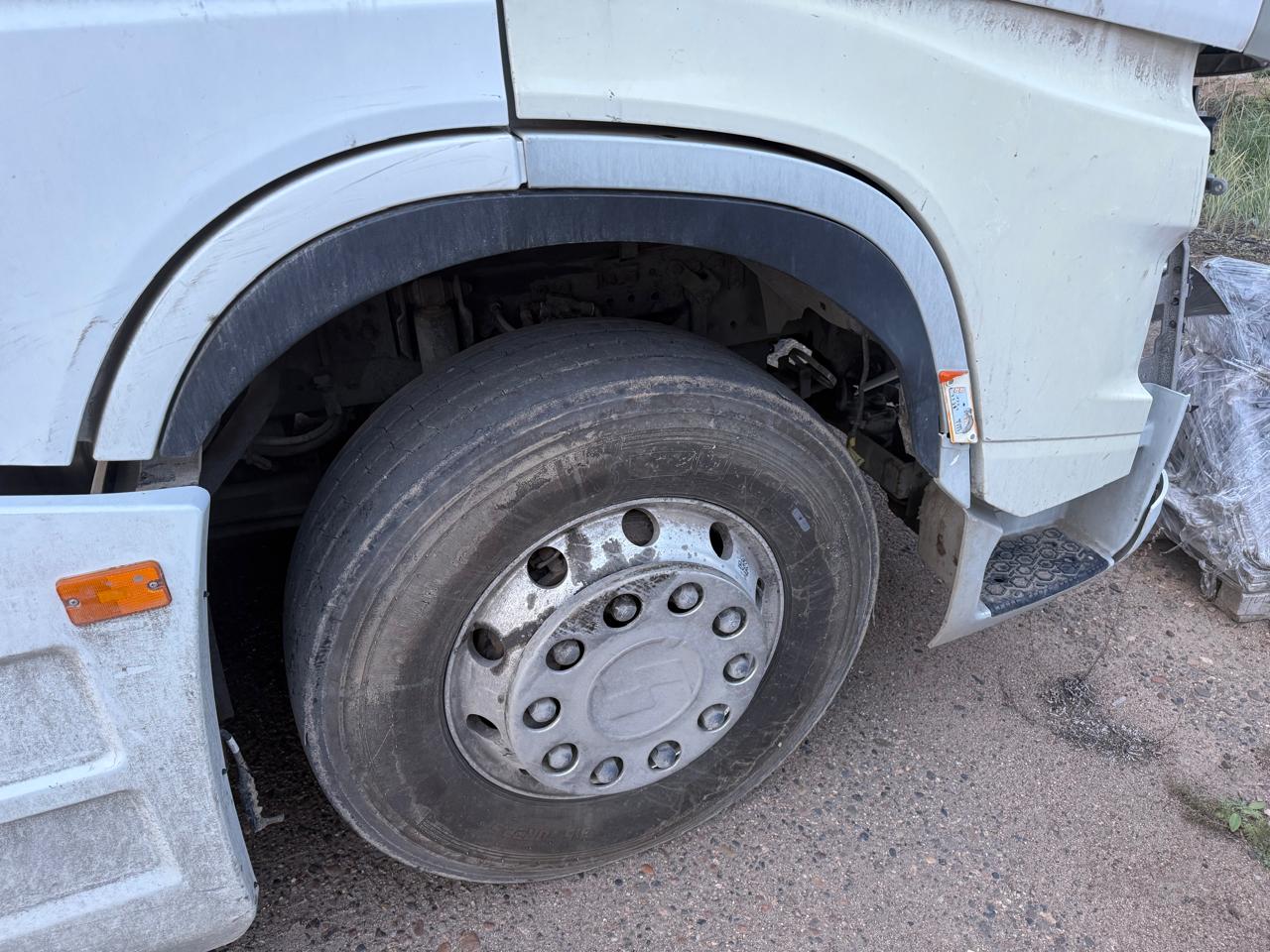 Shacman (Shaanxi) SX* 4x2 Седельный тягач 2023 г. - фото 12