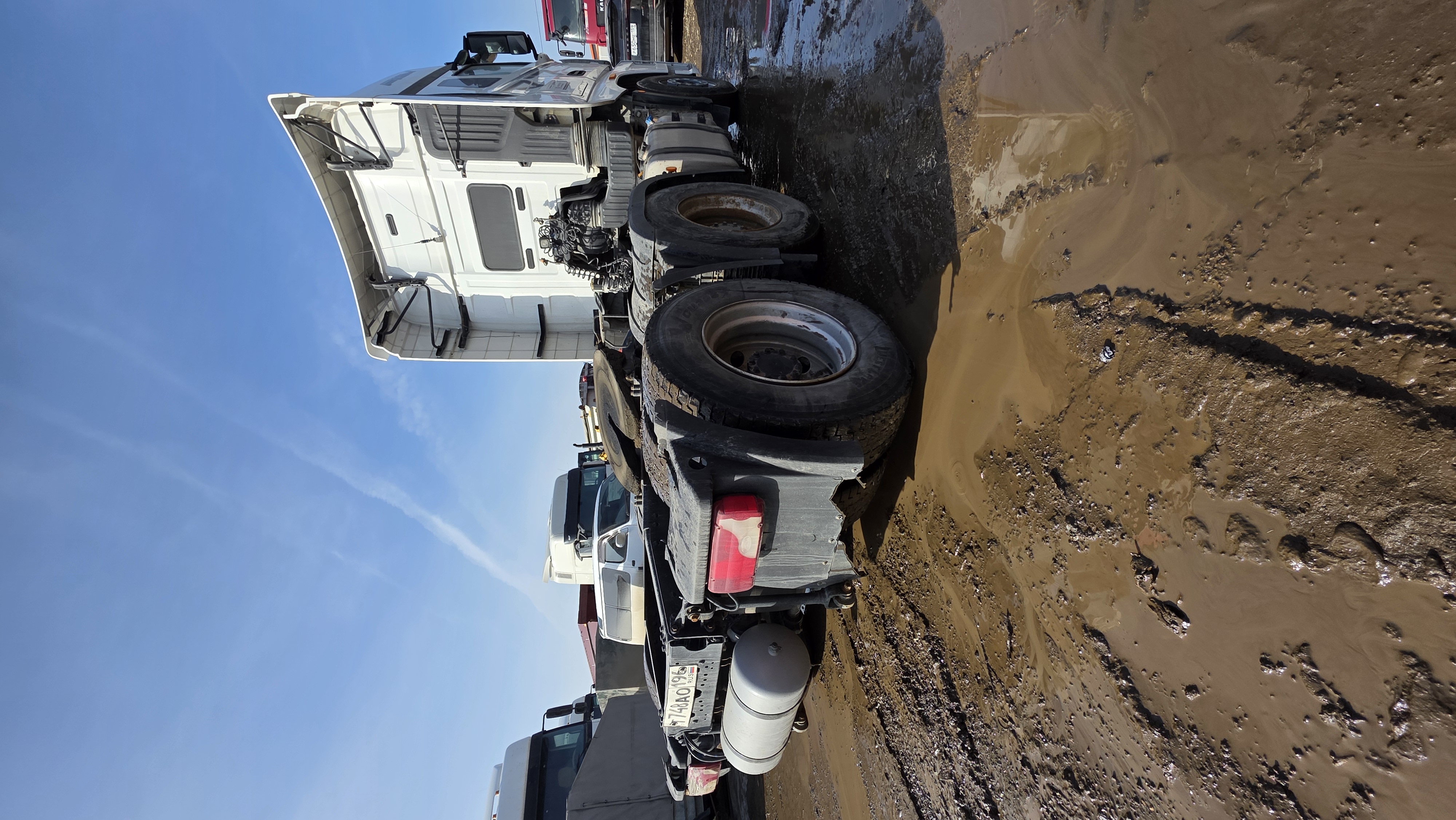 FAW J7 6x4 Седельный тягач 2023 г. - фото 6