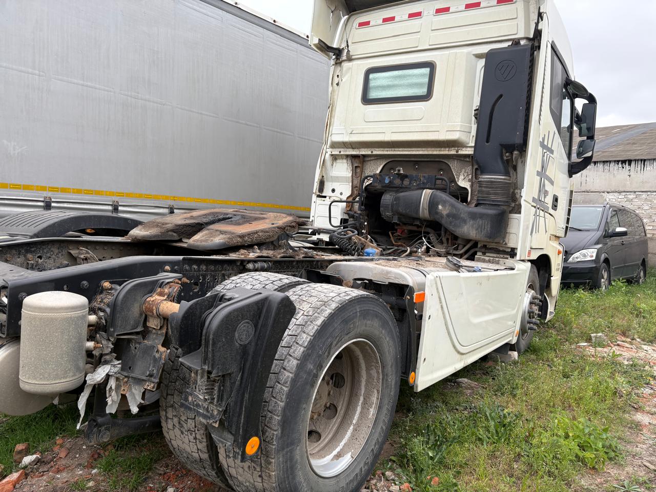 Foton AUMAN 4x2 Седельный тягач 2023 г. - фото 5