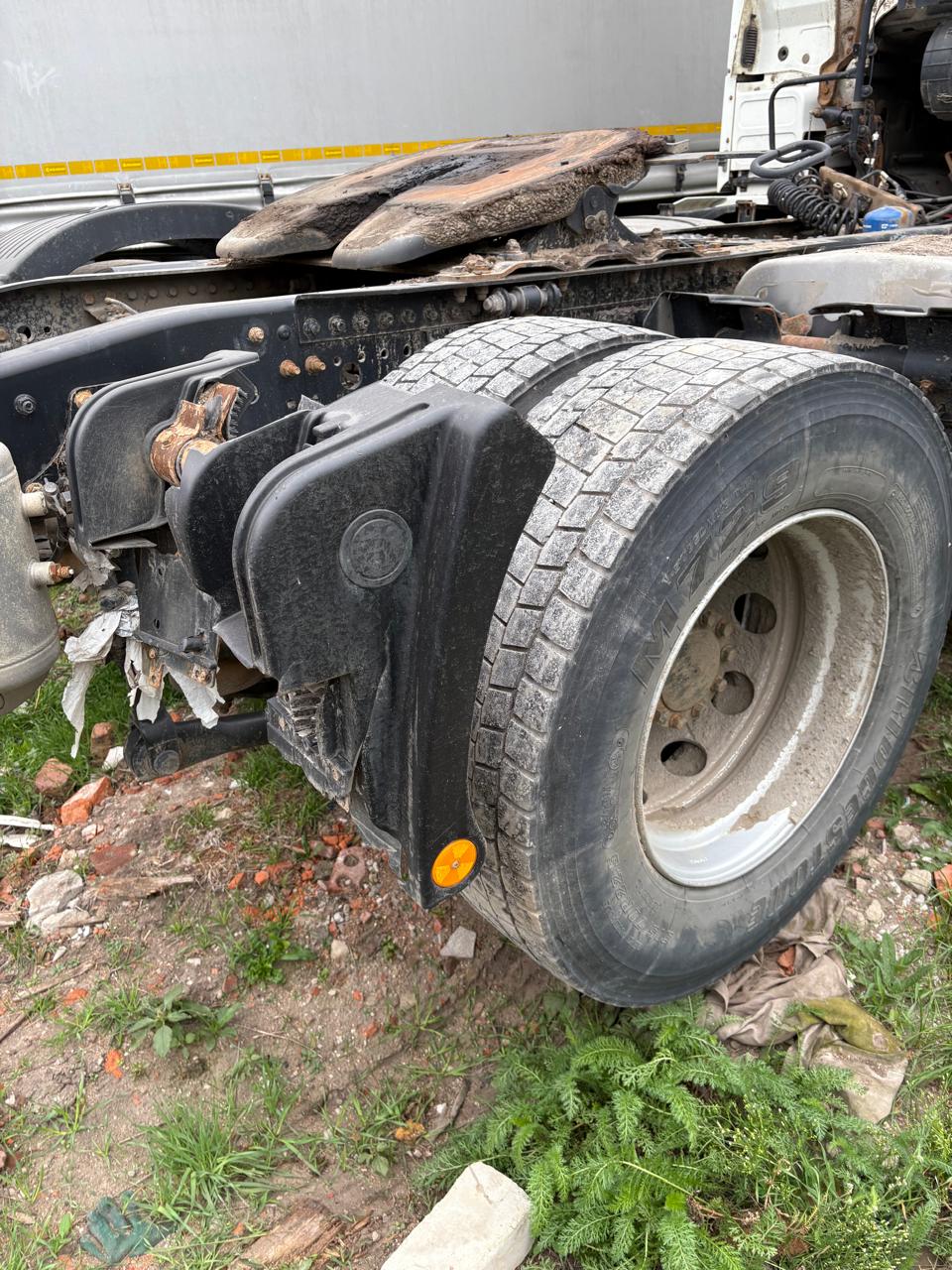 Foton AUMAN 4x2 Седельный тягач 2023 г. - фото 9