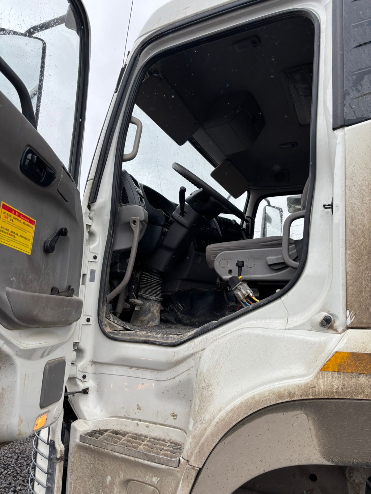 DongFeng KC 8x4 Самосвал 2023 г. - фото 7