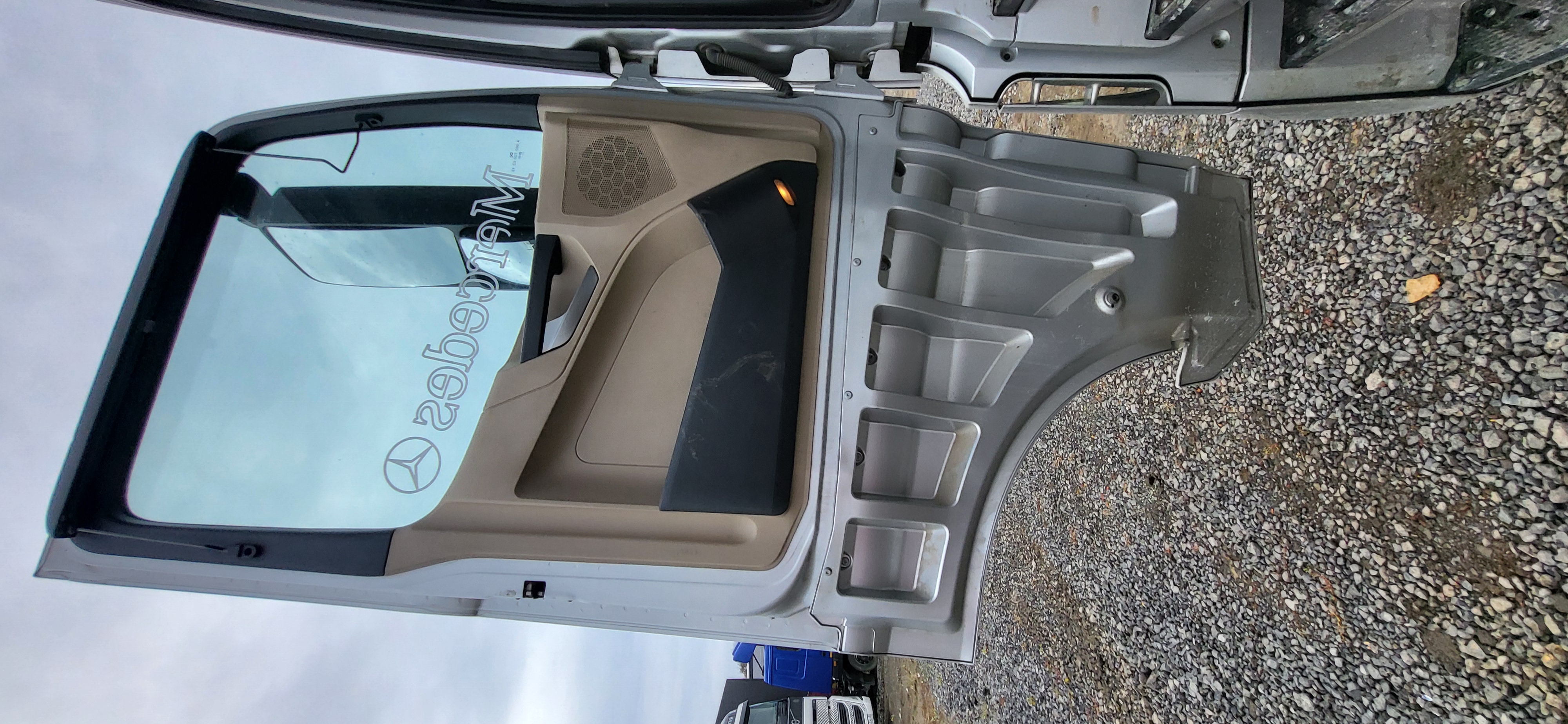 Mercedes-Benz Actros 6x4 Седельный тягач 2023 г. - фото 9