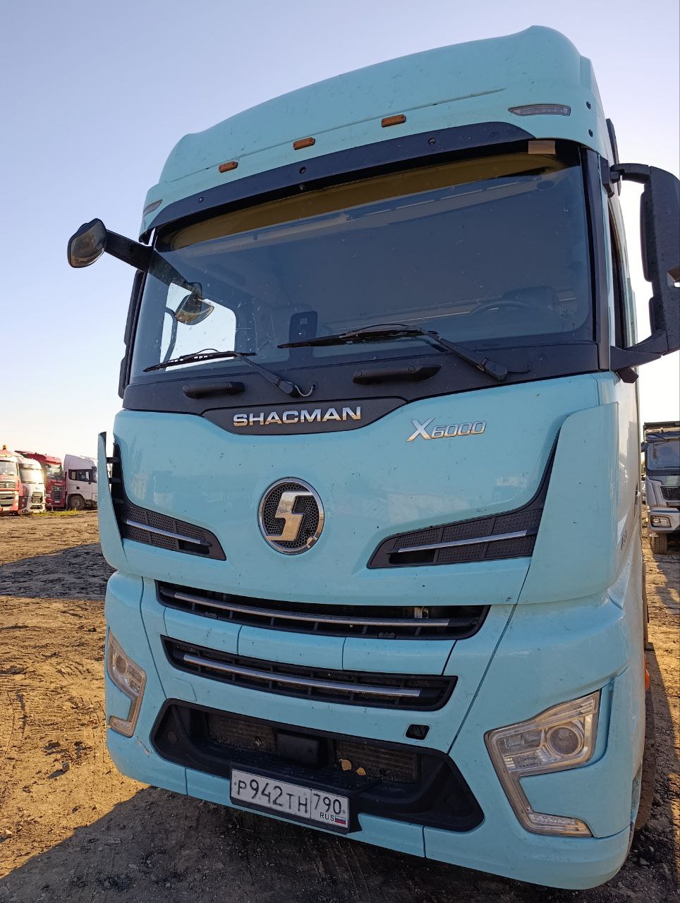 Shacman (Shaanxi) SX* 4x2 Седельный тягач 2023 г. - фото 2