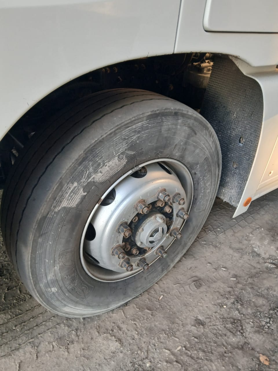 Foton AUMAN 4x2 Седельный тягач 2023 г. - фото 11