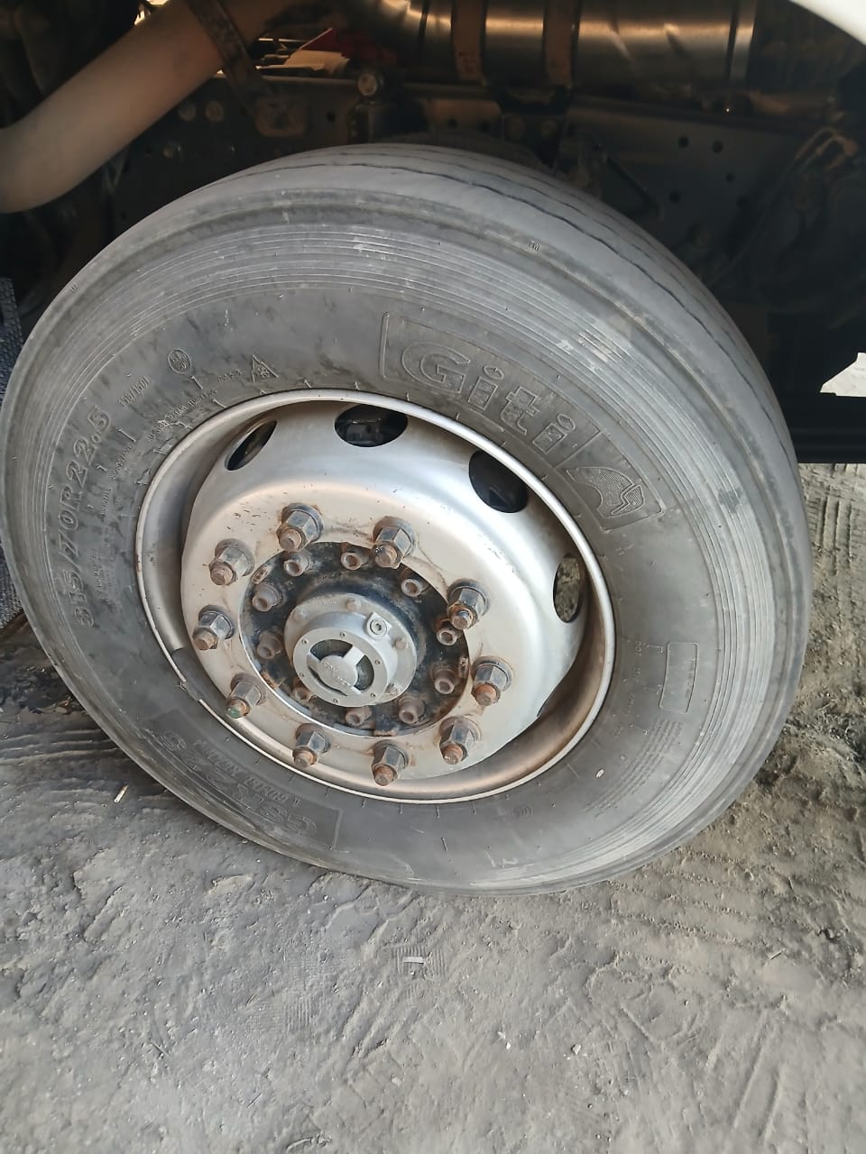 Foton AUMAN 4x2 Седельный тягач 2023 г. - фото 12