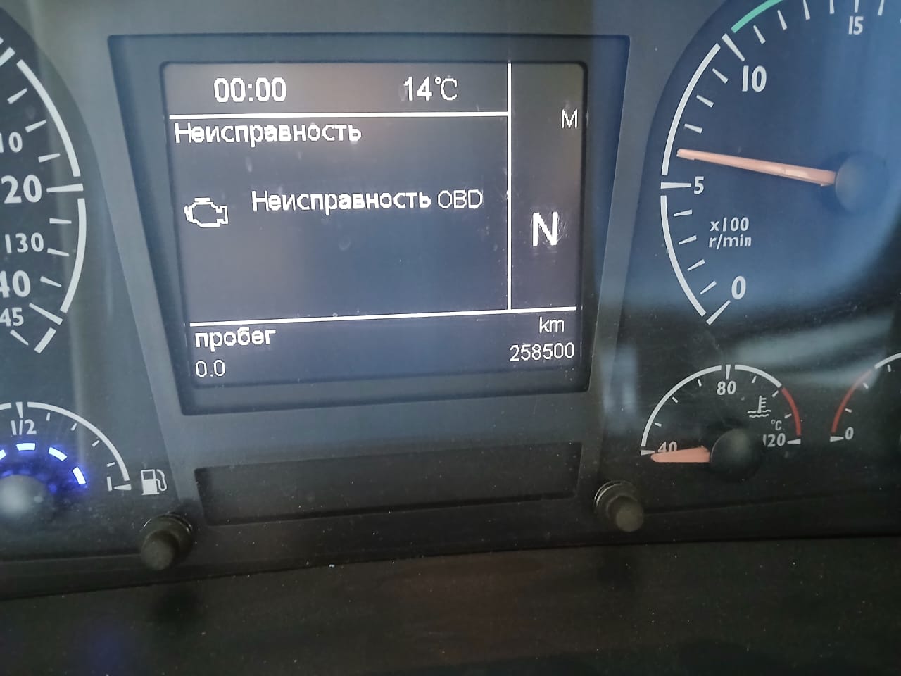 Foton AUMAN 4x2 Седельный тягач 2023 г. - фото 13