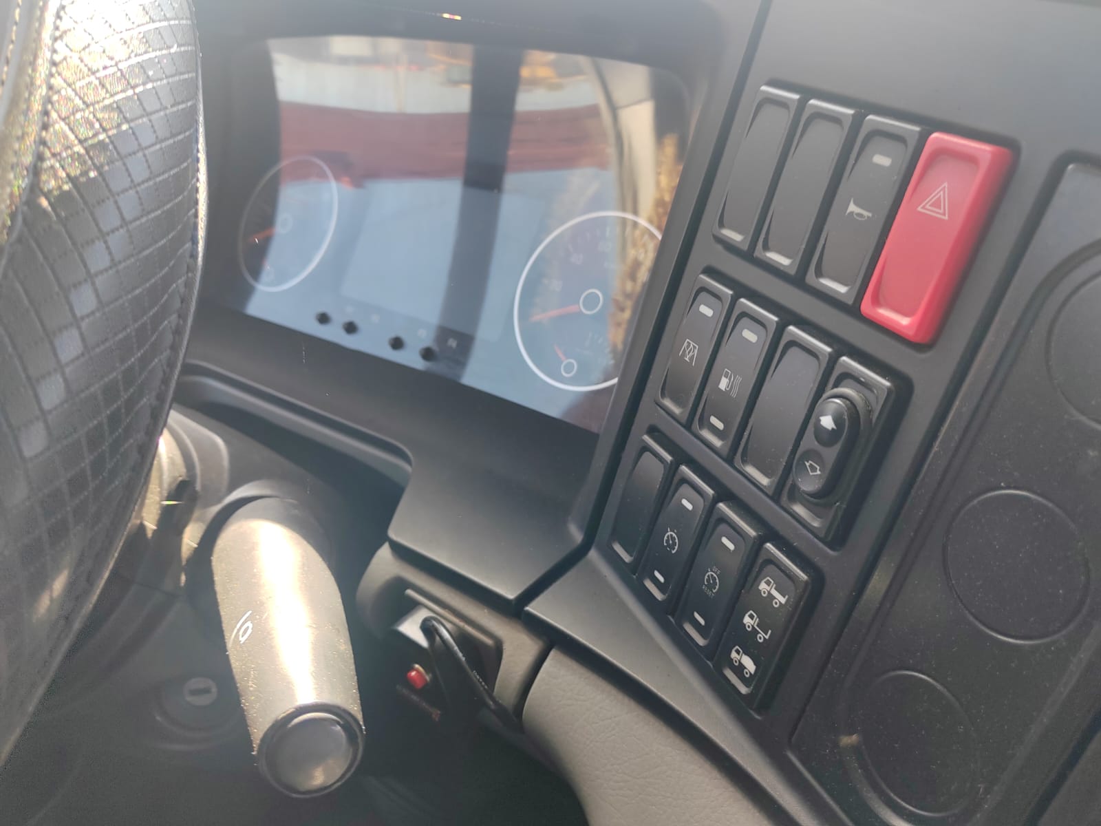 BEIBEN ND* 6x4 Седельный тягач 2023 г. - фото 7